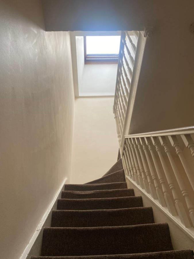 Spacious 4 Bedroom House Near Stokes Croft!! Central!!! Bristol Bagian luar foto